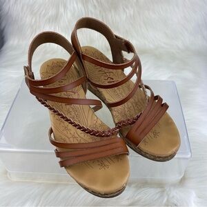 BLOWFISH HEIDI WEDGES IN WOOD SANDALS SIZE 4